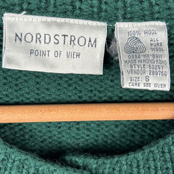 Vtg NORDSTROM Point Of View 100% Wool Embroidery Cardigan Sweater Sz S Holidays - Picture 8 of 12